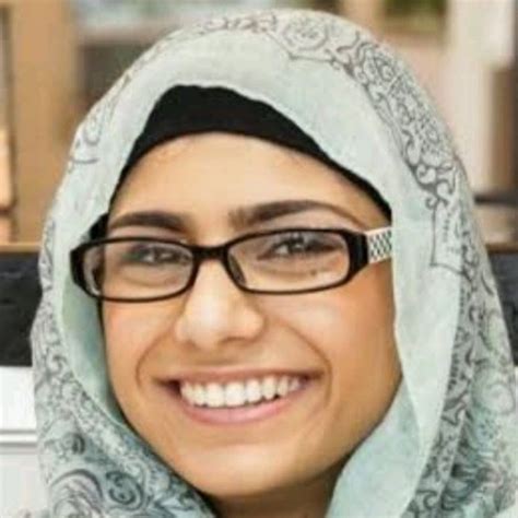 is mia khalifa muslim